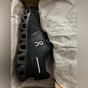 Women’s ON Cloud 5 Sneakers